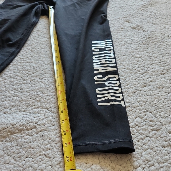 NIKE Black & White Athletic Joggers & VICTORIA SECRET SPORT Black Capri Leggings - Picture 12 of 16